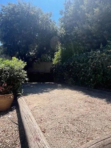 Les Trois Ifs Villa Villeneuve-les-Avignon France